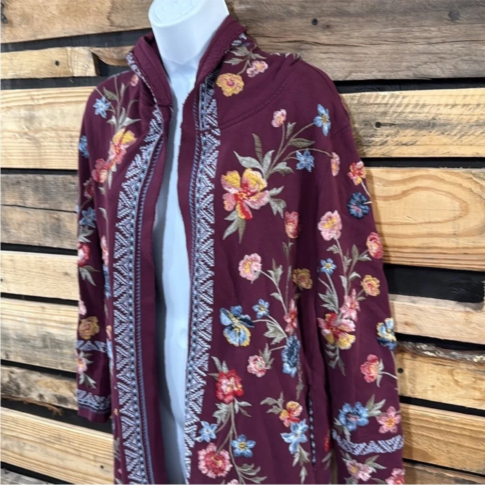 Driftwood Shelly Kimono Hoodie in the Blooming Garden Embroidered Small